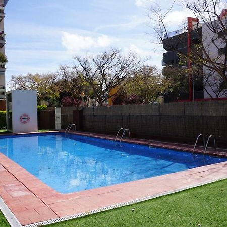 Апартаменты Apartamento Sol Y Playa Blau Камбрильс Экстерьер фото